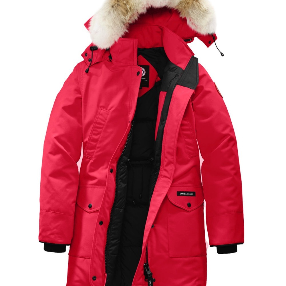 Canada Goose trillium down parka with coyote fur trim XS authentic